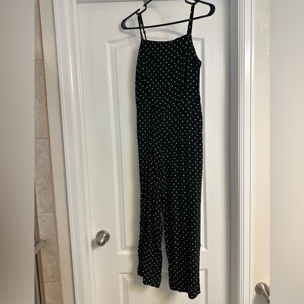 Black polka dot Old Navy cropped jumpsuit, size small